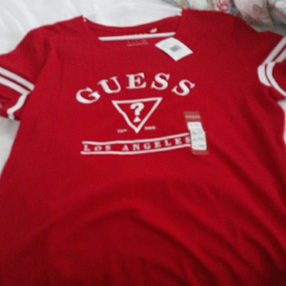 Guess Top